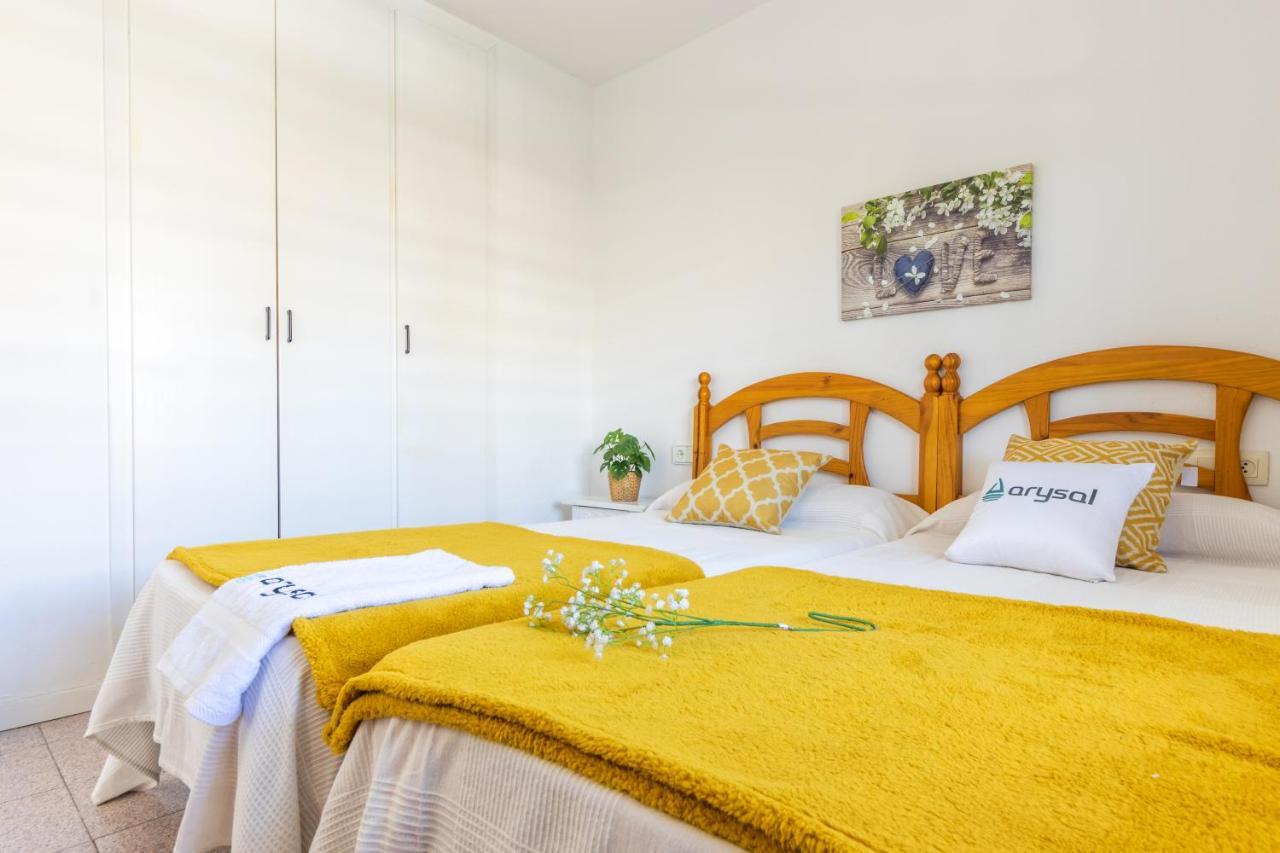 סאלו Apartamentos Riviera Arysal מראה חיצוני תמונה