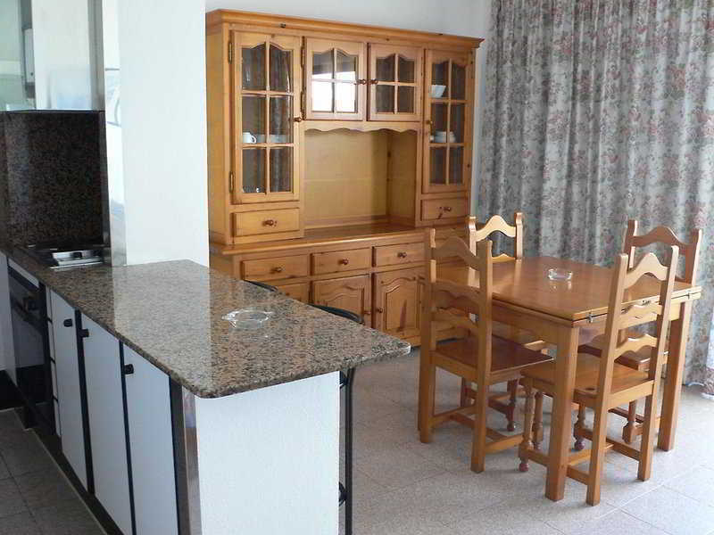 סאלו Apartamentos Riviera Arysal מראה חיצוני תמונה